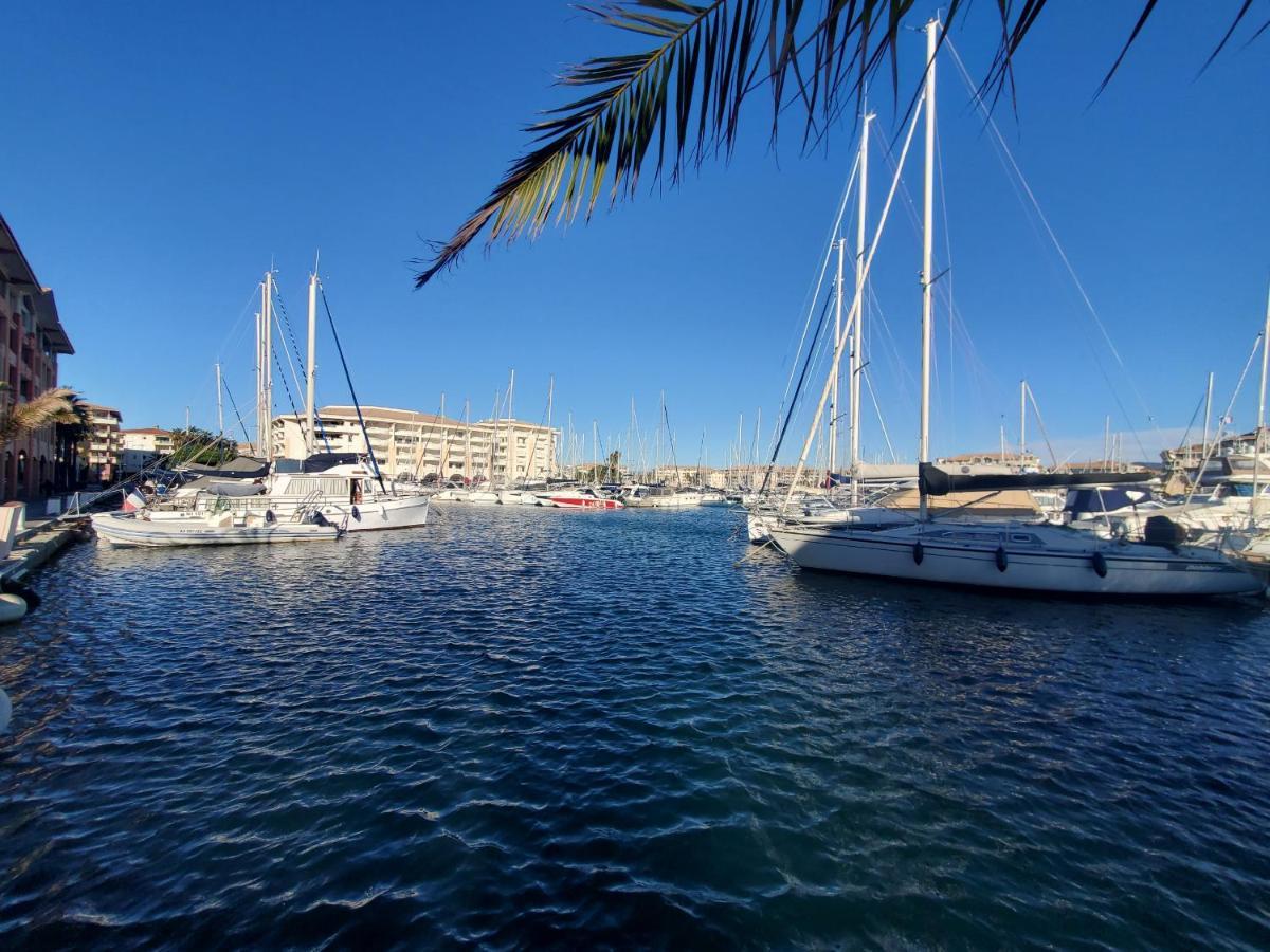 Cap Hermes Studio 31M2 Vue Port Climatise Piscine, Fréjus Εξωτερικό φωτογραφία